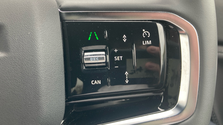 Land Rover Discovery Sport 2.0 D200 Dynamic SE 5dr Auto [5 Seat] Diesel Station Wagon